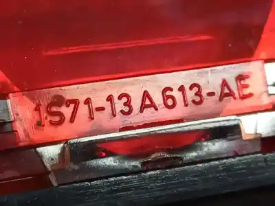 Peça sobressalente para automóvel em segunda mão farolim de travão central por ford focus ii (da_, hcp, dp) 1.6 tdci referências oem iam 1s7113a613ae  1s71-13a613-ae