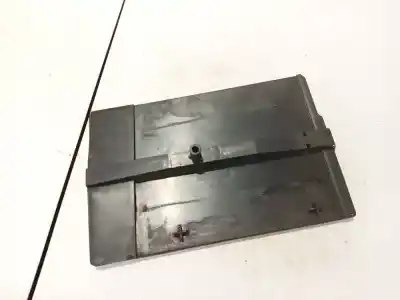 Second-hand car spare part plastics for volkswagen golf vi descapotable (517) 2.0 tdi oem iam references 648947133r