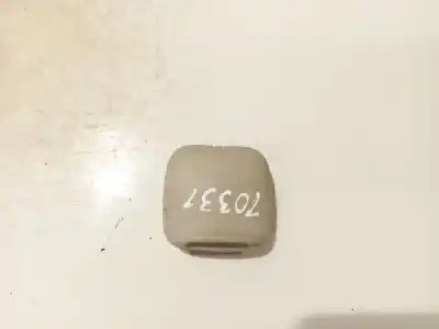 Second-hand car spare part plastics for volkswagen golf vi descapotable (517) 2.0 tdi oem iam references 8200186000