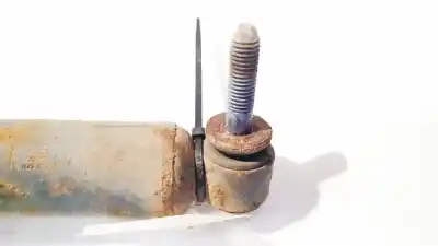 Second-hand car spare part rear left shock absorber for renault megane iii fastback (bz0/1_, b3_) 1.6 16v (bz1b, bz1h) oem iam references 562107002r  