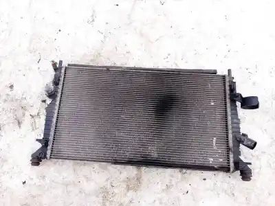 Pièce détachée automobile d'occasion radiateur d'eau pour volvo v50 (545) 2.0 d références oem iam 138ep200502
