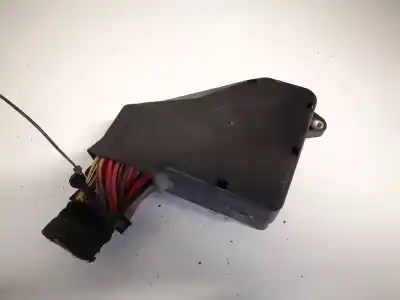 Second-hand car spare part fuse box unit for opel kadett e fastback (t85) 1.4 s (c08, c48, d08, d48) oem iam references   