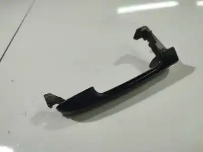 Pezzo di ricambio per auto di seconda mano maniglia esterna anteriore sinistra per hyundai i30 (fd) 1.6 crdi riferimenti oem iam 