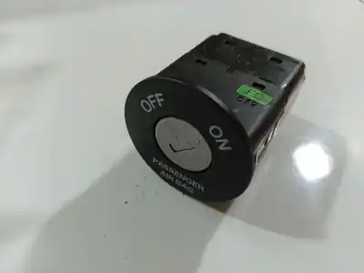 Pezzo di ricambio per auto di seconda mano interruttore per hyundai i30 (fd) 1.6 crdi riferimenti oem iam 