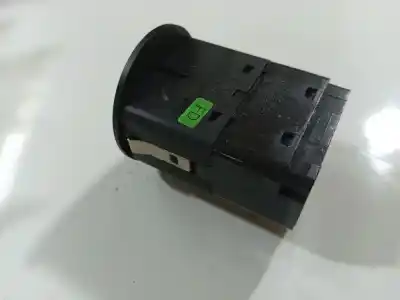 Pezzo di ricambio per auto di seconda mano interruttore per hyundai i30 (fd) 1.6 crdi riferimenti oem iam   