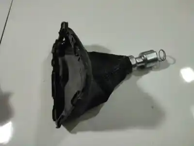 Peça sobressalente para automóvel em segunda mão forra da alavanca de velocidades por ford focus iii 1.6 tdci referências oem iam 