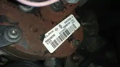 Pezzo di ricambio per auto di seconda mano pompa diniezione per renault scénic ii (jm0/1_) 1.5 dci (jm0f) riferimenti oem iam 8200057225  8200707450-b r9042a070c