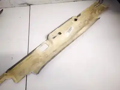 Second-hand car spare part plastics for audi a4 b6 (8e2) 2.5 tdi quattro oem iam references 8e9868631  