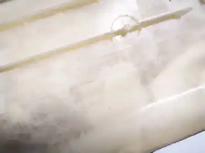 Second-hand car spare part plastics for audi a4 b6 (8e2) 2.5 tdi quattro oem iam references 8e9868631  