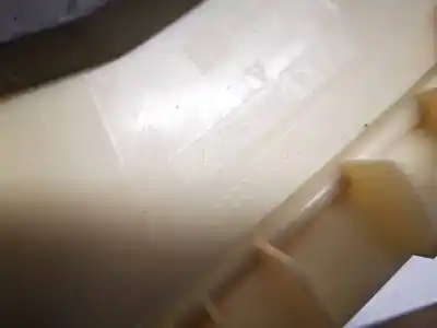 Автозапчастина б/у пластикler для audi a4 b6 (8e2) 2.5 tdi quattro посилання на oem iam 8e0867243  