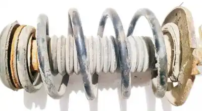 Second-hand car spare part shock absorber spring for porsche 968 descapotable 3.0 oem iam references 
