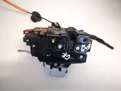 Автозапчастина б/у замок дверей заднього лівого для audi a4 b6 (8e2) 2.5 tdi quattro посилання на oem iam 8e0839015c