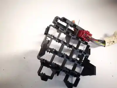 Автозапчастина б/у різні деталі для audi a4 b6 (8e2) 2.5 tdi quattro посилання на oem iam 8d0937545  