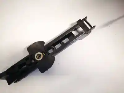 Автозапчастина б/у передній правий гачок для audi a4 b6 (8e2) 2.5 tdi quattro посилання на oem iam 8e0857833a