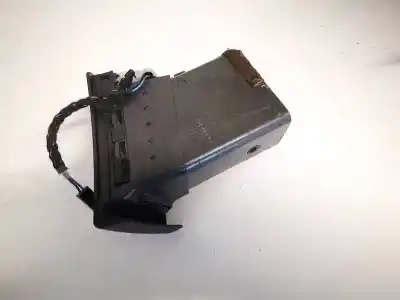 Автозапчастина б/у аераційна решіта для audi a4 b6 (8e2) 2.5 tdi quattro посилання на oem iam 8e0820901f  