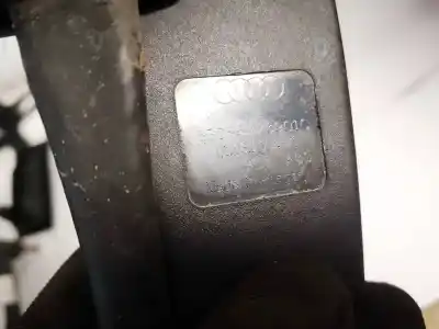 Автозапчастина б/у задній центральний гачок для audi a4 b6 (8e2) 2.5 tdi quattro посилання на oem iam 8e085773901c  