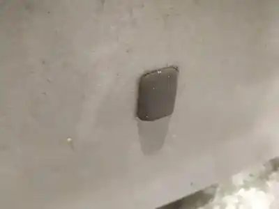 Pezzo di ricambio per auto di seconda mano plastica per audi 100 avant (c4) 2.5 tdi riferimenti oem iam   