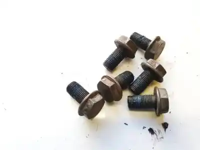 Pezzo di ricambio per auto di seconda mano pezzi vari per opel kadett e fastback (t85) 1.4 s (c08, c48, d08, d48) riferimenti oem iam   