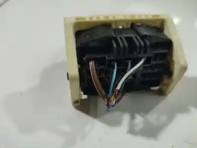 Pezzo di ricambio per auto di seconda mano pezzi vari per ford focus iii 1.6 tdci riferimenti oem iam   