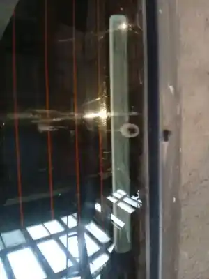 Second-hand car spare part central brake light for fiat stilo (192) 1.9 jtd 80 active oem iam references 