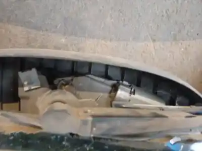 Peça sobressalente para automóvel em segunda mão motor do limpador traseiro por ford c-max, 2003.01 - 2007.06 1.6 duratorq 66kw 2003.01 - 2010.06 referências oem iam 