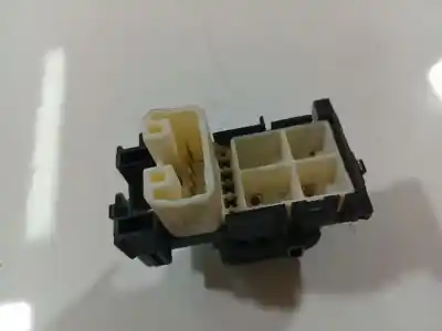 Автозапчасти б/у выключатель левого переднего окна за toyota auris, i e15 2006.10 - 2012.10 2.0l 93kw d-4d 2006.10 - 2012.10 ссылки oem iam 8292x71  829-2x71