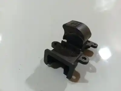 Автозапчастина б/у передні вікний вмикач для honda cr-v (rd8) 2.0 vtec cat посилання на oem iam m20013  m20013