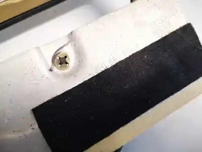 Автозапчастина б/у пластикler для audi a4 b6 (8e2) 2.5 tdi quattro посилання на oem iam 8e0880225  