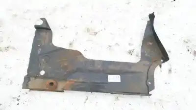 Автозапчастина б/у пластикler для audi a4 b6 (8e2) 2.5 tdi quattro посилання на oem iam 8e0825215a  