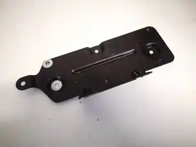 Автозапчастина б/у пластикler для audi a4 b6 (8e2) 2.5 tdi quattro посилання на oem iam 8e9035535