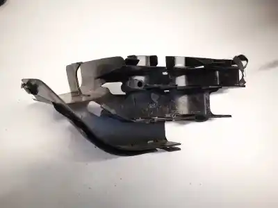 Автозапчастина б/у пластикler для audi a4 b6 (8e2) 2.5 tdi quattro посилання на oem iam 8e0971821