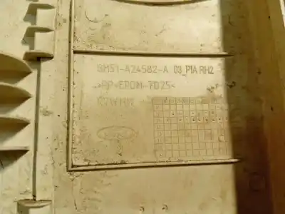 Pezzo di ricambio per auto di seconda mano plastica per ford focus iii 1.6 tdci riferimenti oem iam bm51a24582a  bm51-a24582-a