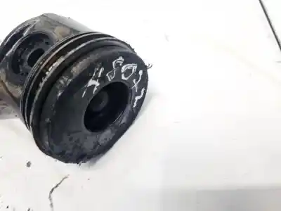 Second-hand car spare part piston for opel zafira b 1.9 cdti oem iam references   