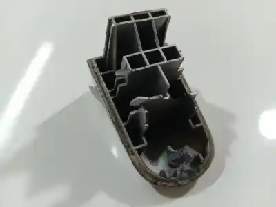 Pezzo di ricambio per auto di seconda mano pezzi vari per ford focus iii 1.6 tdci riferimenti oem iam 7m51u218b08  7m51u218b08