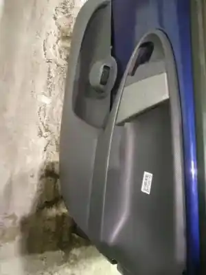 Peça sobressalente para automóvel em segunda mão forra / revestimento da porta dianteira direita por toyota aygo (_b1_) 1.0 (kgb10_) referências oem iam 