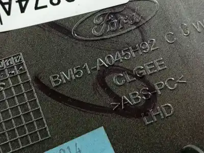 Pezzo di ricambio per auto di seconda mano plastica per ford focus iii 1.6 tdci riferimenti oem iam bm51a045h92cbw  bm51-a045h92cbw