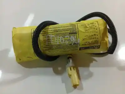 Second-hand car spare part left side airbag for toyota corolla verso (zer_, zze12_, r1_) 2.0 d-4d (cur10_) oem iam references 7391005040b