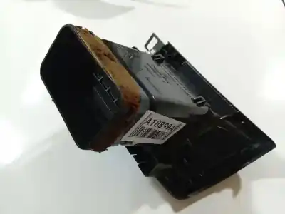 Автозапчастина б/у аераційна решіта для peugeot 407 (6d_) 1.6 hdi 110 (6d9hzc, 6d9hyc) посилання на oem iam 9644589377  9644589377, a1010005