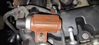 Peça sobressalente para automóvel em segunda mão bomba de ar secundária por volvo v50 (545) 2.0 d referências oem iam 70096602