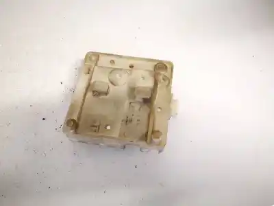 Second-hand car spare part fuse box unit for bmw 3 touring (e46) 318 d oem iam references 8387551  