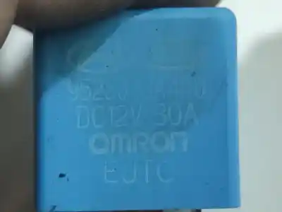 Pezzo di ricambio per auto di seconda mano relè per kia cee'd fastback (ed) 1.4 riferimenti oem iam 952303a400  95230-3a400