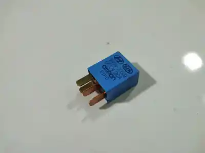Peça sobressalente para automóvel em segunda mão relé para automóvel por kia cee'd fastback (ed) 1.4 referências oem iam 952242d000