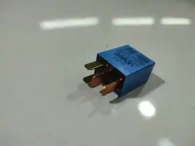 Pezzo di ricambio per auto di seconda mano relè per kia cee'd fastback (ed) 1.4 riferimenti oem iam 952242d000  95224-2d000