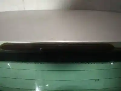 Peça sobressalente para automóvel em segunda mão farolim de travão central por ford focus iii 1.6 tdci referências oem iam 