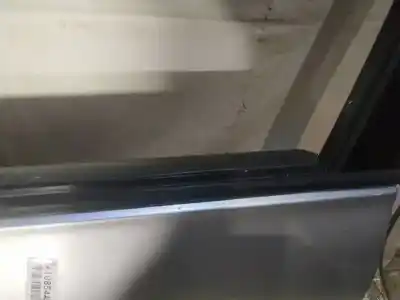 Pezzo di ricambio per auto di seconda mano plastica per toyota ipsum (_m2_) 2.0 d (clm20_) riferimenti oem iam   