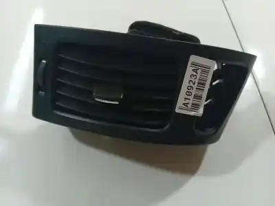 Pezzo di ricambio per auto di seconda mano griglia di aerazione per hyundai i30 (fd) 1.6 crdi riferimenti oem iam u0468448