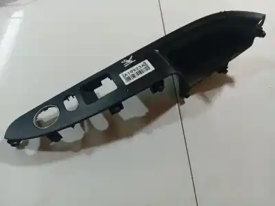 Pezzo di ricambio per auto di seconda mano plastica per hyundai i30 (fd) 1.6 crdi riferimenti oem iam 935722l030