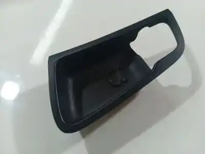 Pezzo di ricambio per auto di seconda mano plastica per hyundai i30 (fd) 1.6 crdi riferimenti oem iam 826112l000