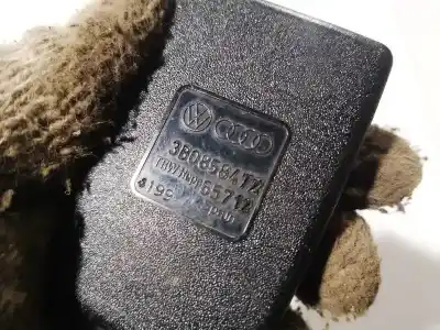 Автозапчасти б/у крюк для ремня передний правый за volkswagen passat b5 variant (3b5) 1.9 tdi ссылки oem iam 3b0858472  