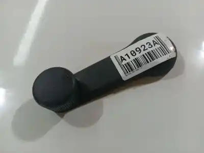 Pezzo di ricambio per auto di seconda mano maniglia alzacristalli anteriore sinistro per hyundai i30 (fd) 1.6 crdi riferimenti oem iam 8263022001